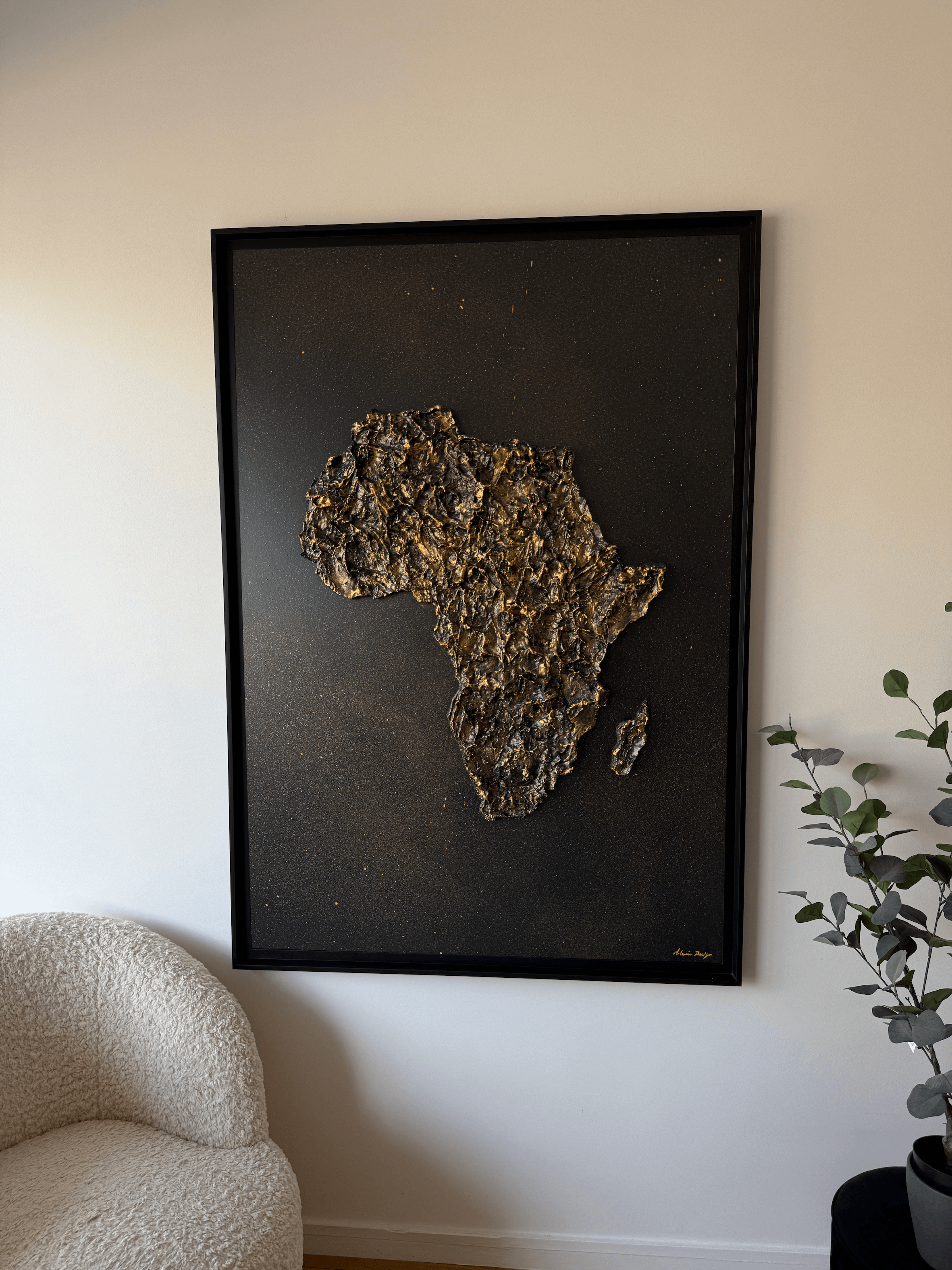 Black and gold Africa map painting
