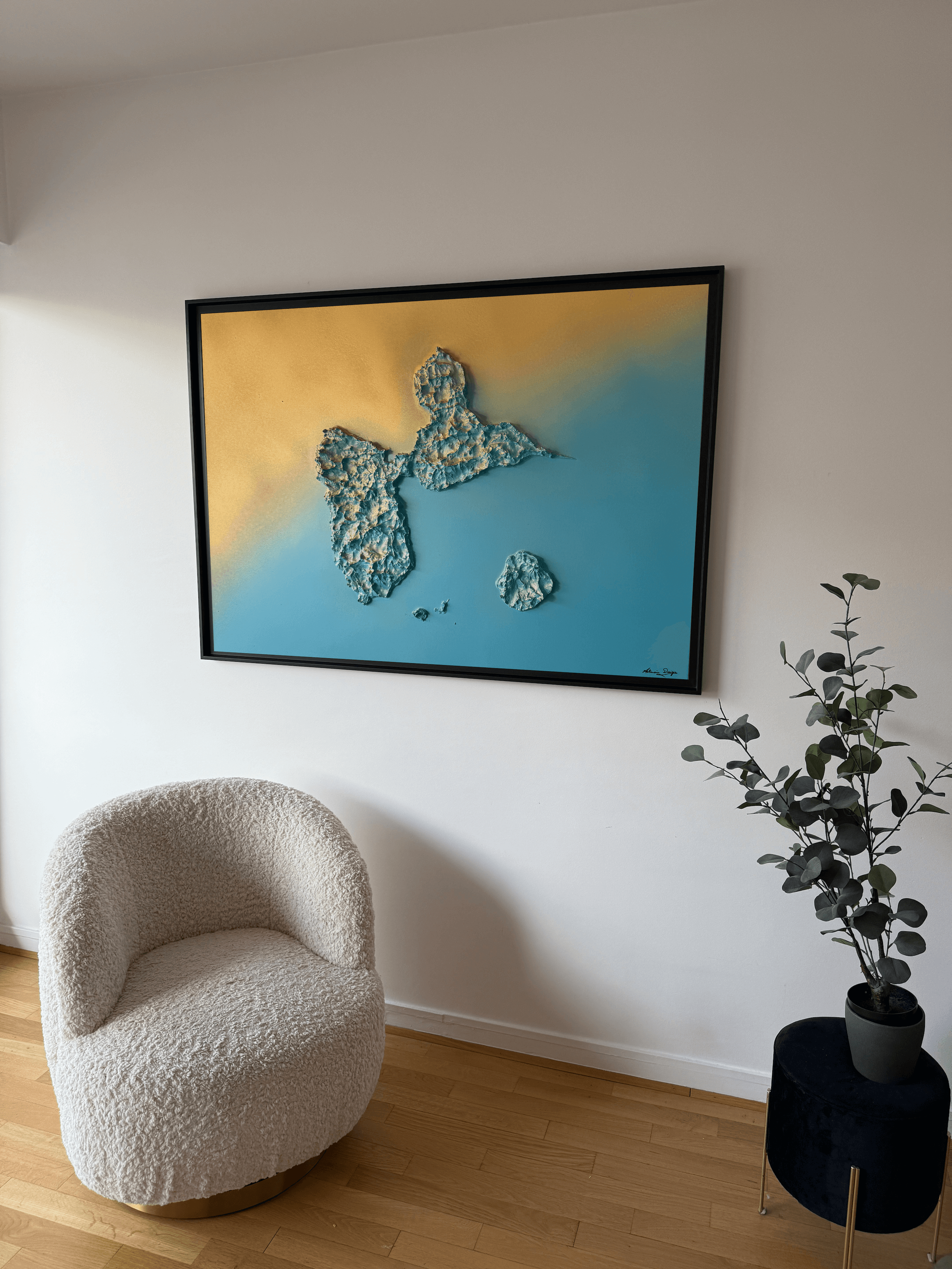 Sunny Guadeloupe map table