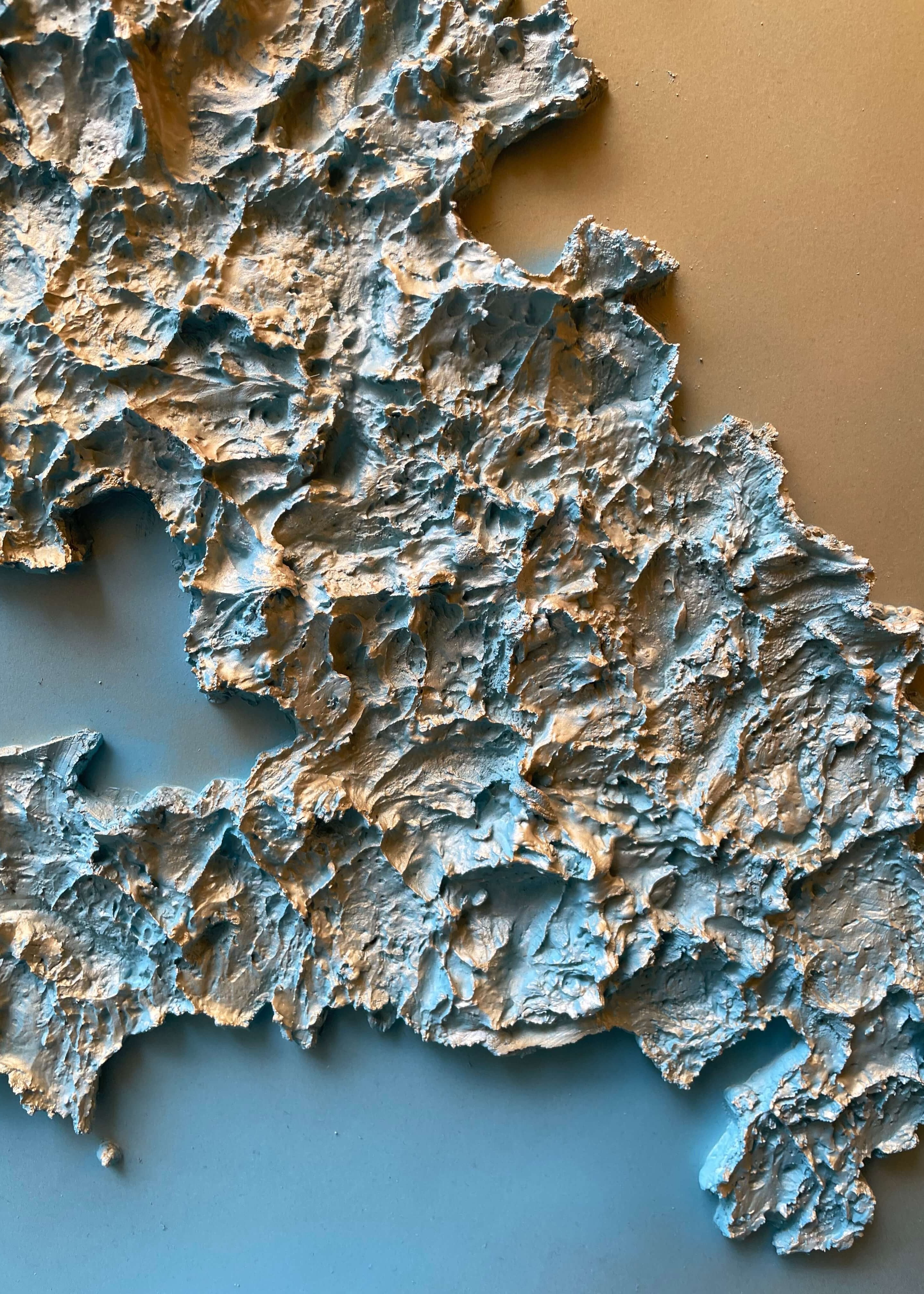 Martinique relief map table