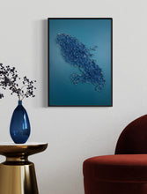 Charger l&#39;image dans la galerie, carte martinique en relieuf bleue dophin
